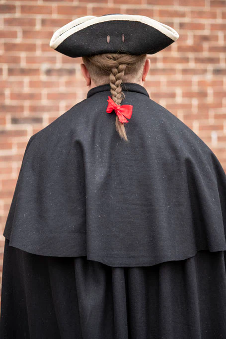 Gentleman's Wool Cloak - Image 7