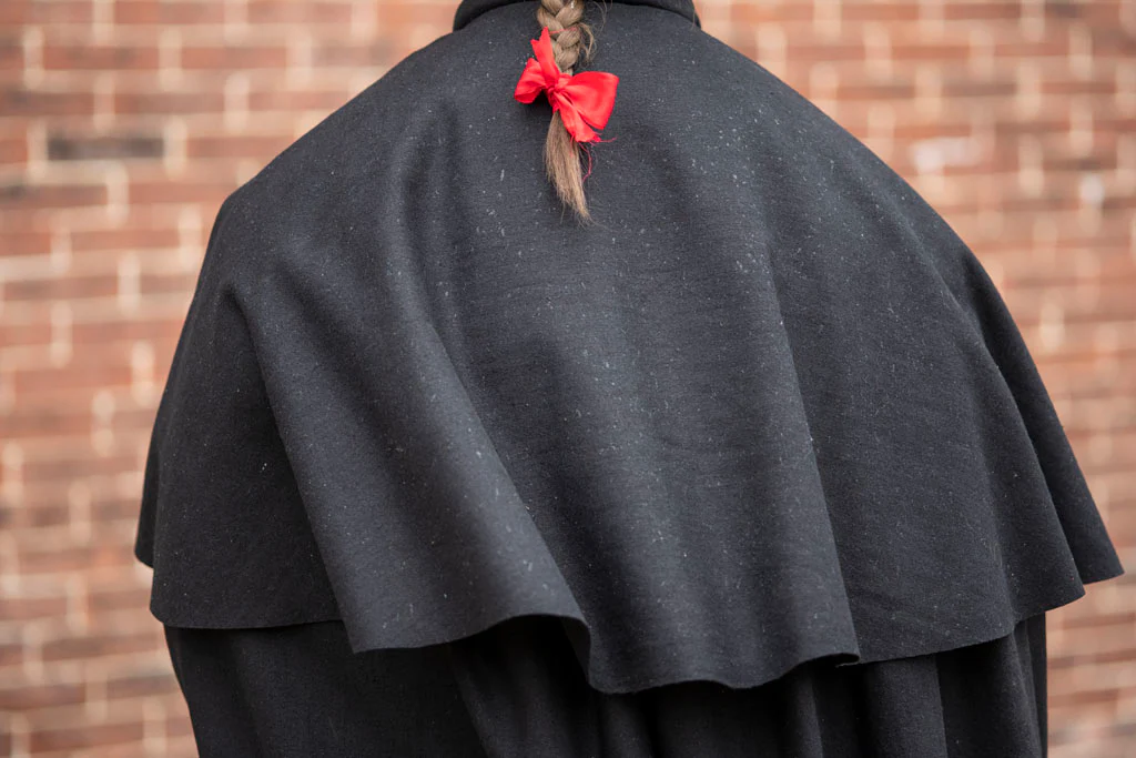 Gentleman's Wool Cloak - Image 3